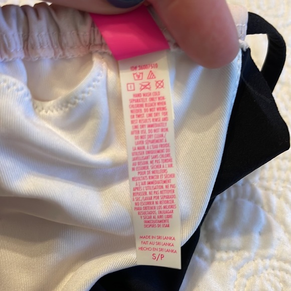 Gorgeous Victorias Secret bikini - Picture 6 of 6